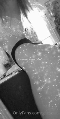 glitterati - Ugh I need to get this bod back into shape I am not happy with myself