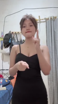 riskasaputri_13 - opps 😈