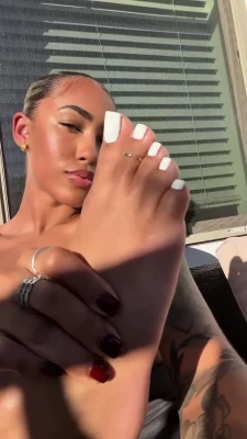 nenee.xo - like and tip if you love ass & want me to do more content of my