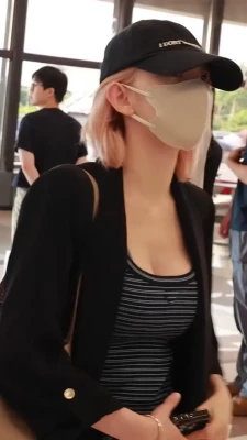 39saku_chan - Enjoying the isle of Wright glamping! 😍 sexy video available! Send