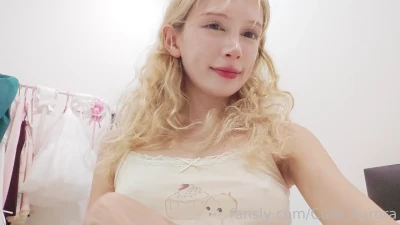 cute_aurora - Swipe to get me to pull out my titties for you to stroke your stiff