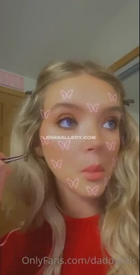 daddykels - A giant eat and digest a guy, but she really wants your friends like