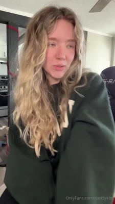 daddykels - Oh so sexy maid