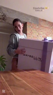 beth.sal - 😛 When the clock strikes 12 some of you may want to check your