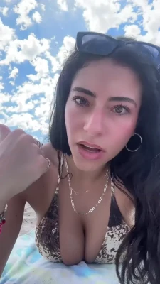 itsmitroiboiii - Good morning. Here's my tits 😘
