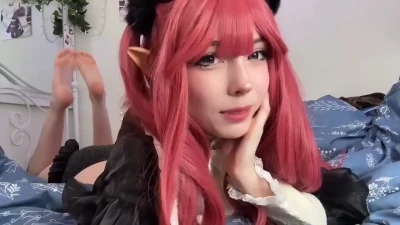 lolyomie - Lay with me here all day? 🥹