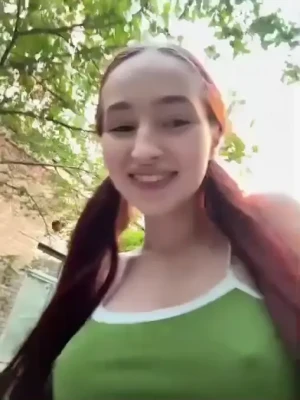 sofia_prettiness - Pink Perfection 💕 Who wants to see the full dangle video??