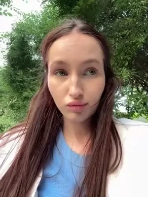 sofia_prettiness - Just a casual day out. Think anyone will look at my a$$ 😈😈😈