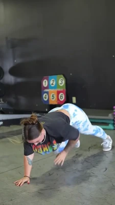 abbyberner - I swear my ass won’t stop getting bigger 😂😭 I can only wear
