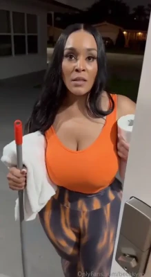 beckkywylin - HE CAME ALL OVER MY HOLE 🥴