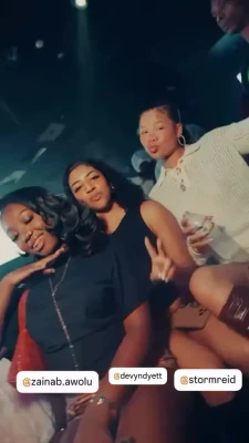 stormreid - Excuse me while I play for a bit