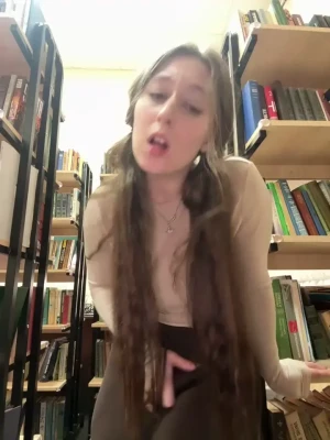 cuteperseon - cowgirl, pussy licking and foot job and from an amazing b/g custom