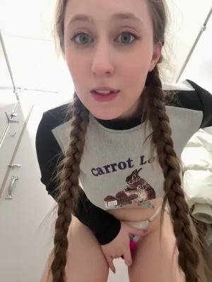 cuteperseon - Stream started at 11/14/2023 07:49 pm