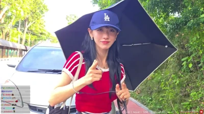 jinnytty - So tonight I left my ice cream out on the counter for a little bit