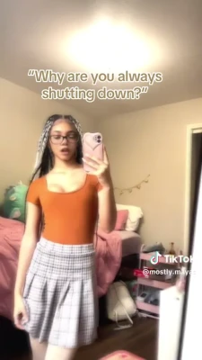 mostly.mayaa - Tongue fuck me PLEASE!!