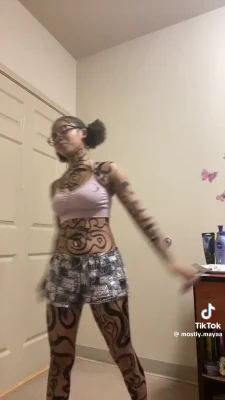 mostly.mayaa - Just me and https://onlyfans.com/sashaswan