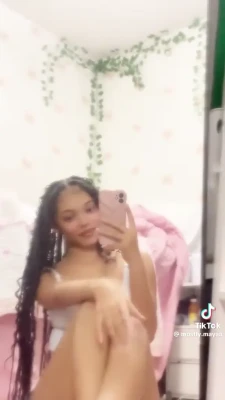 mostly.mayaa - Fuck me in the shower?
