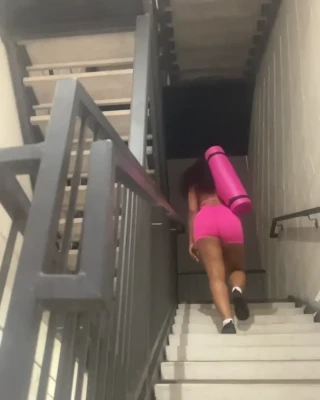 africann - Wonder if you made it thru the whole video before cumming???