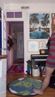 allypisacane - It’s been a long ass day so here’s some cute pants action