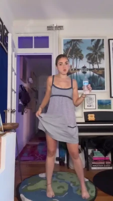 allypisacane - Like this if my ass makes you hard 🍆