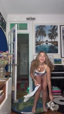 allypisacane - Mr photographer, I’m ready for my close up