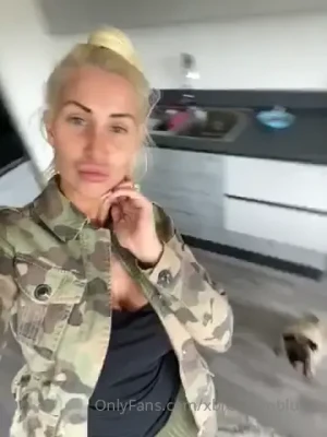 xbrooklynbluex - Takie tam... zalej mnie! Gdzie najbardziej lubisz kończyć? PS. Kto