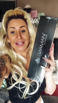 xbrooklynbluex - My propped up and cross soles will keep you distracted all night part 1