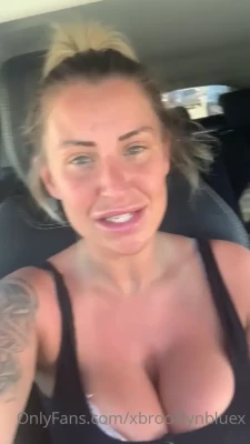 xbrooklynbluex - It's getting really hot in here and I'm sweating all over