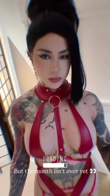 giuhellsing - And now I'm just a normal girl going to work 😜🤫