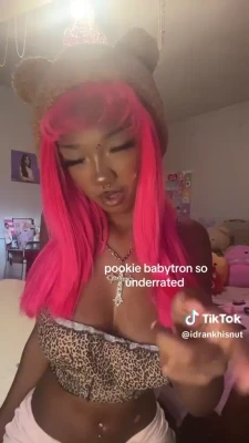ww.princessmar - cutieee with a booty 😏