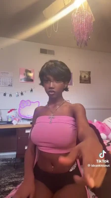 ww.princessmar - Opening limited custom photoset slots! $25 for 5 pics $50 for 15 pics