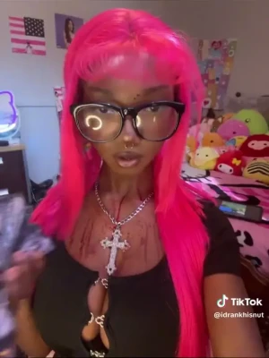 ww.princessmar - Hello guys💋 You know I love to make you hard so help me to choose