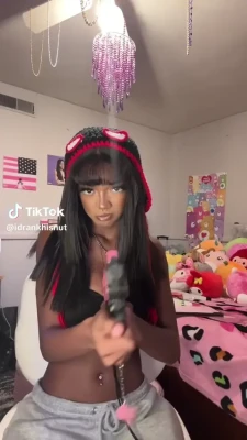 ww.princessmar - Hi guys here is my new very hot 🔥 video 🎬 with the sexy