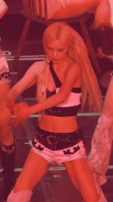 yezyizhere - Squirting 😜