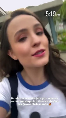 larissamanoela - Smooth and tight…just how you like it?