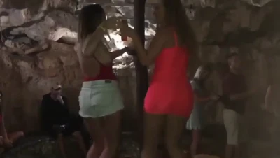 notactive_miaa - Jumping jacks at 312