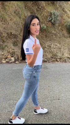 jassminabrego - I realized I didn't have enough booty on here. Here you go~