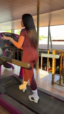 jassminabrego - Requested video of me playing with my 16" dildo and a couple lil vids