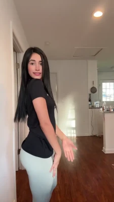 jassminabrego - Did you see my 9 min shower live video?