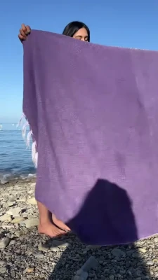jassminabrego - Monday again 🥱 slow mo drop to brighten up your day daddy