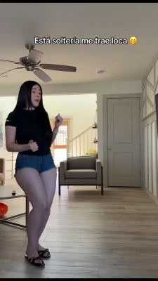 jassminabrego - Dando meu cuzinho bem gostoso 🥵🤤