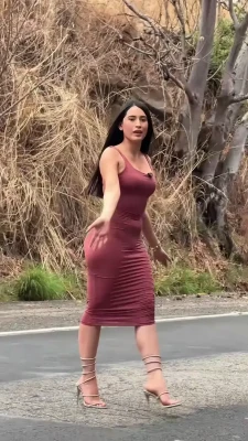 jassminabrego - Lizzie Grace has the Sun competing for hotness part 1