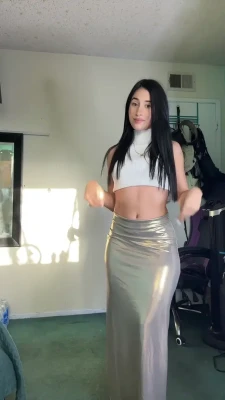 jassminabrego - As I wait for my oil change