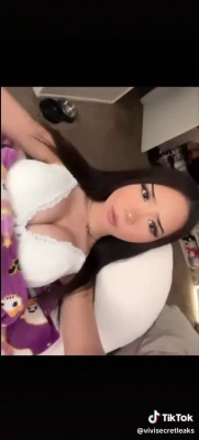 vivi2freaky - Hubby fucking his fat puppy... would you prefer...