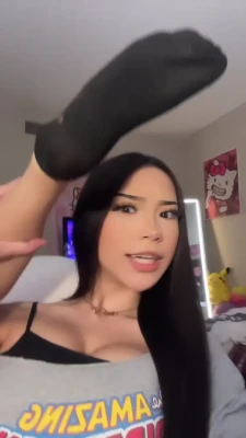 vivi2freaky - Big gamer girl!