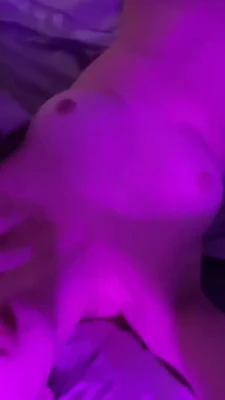missalice94 - Best bunny joke gets a 🍑 pic 👀