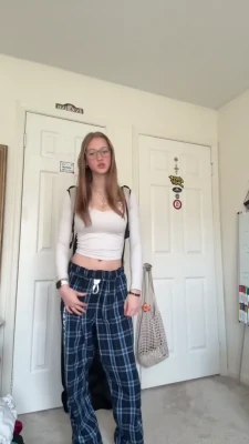 eva.ulmer - Here’s some clips of the concert part one. They’re short but