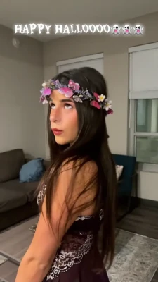 shayla.mendelsohn - Wanna watch me shake my thicc ass in my black body suit? 🖤