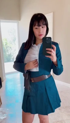 obokozu - Just laughing at myself for trying to be sexy 😂 a very real dorky