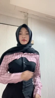 mayl0ov - An ass made for worship! Tip if you agree!!